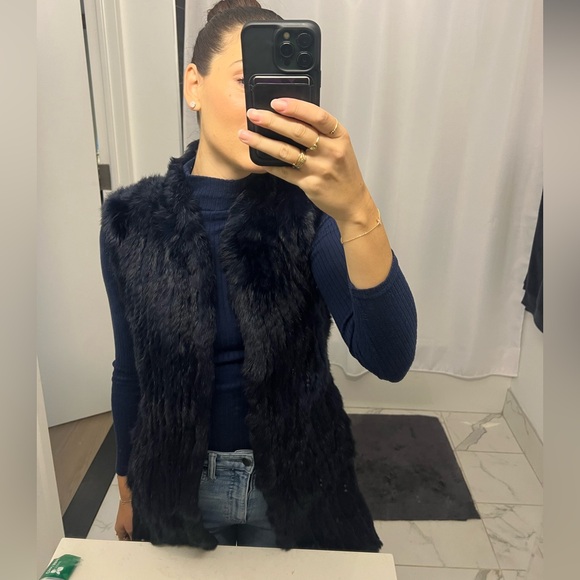 Love Token Navy Fur Vest Size XS - Picture 3 of 11
